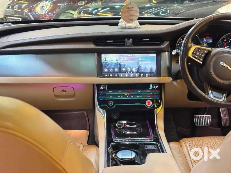 Jaguar Xf, 2019, Petrol