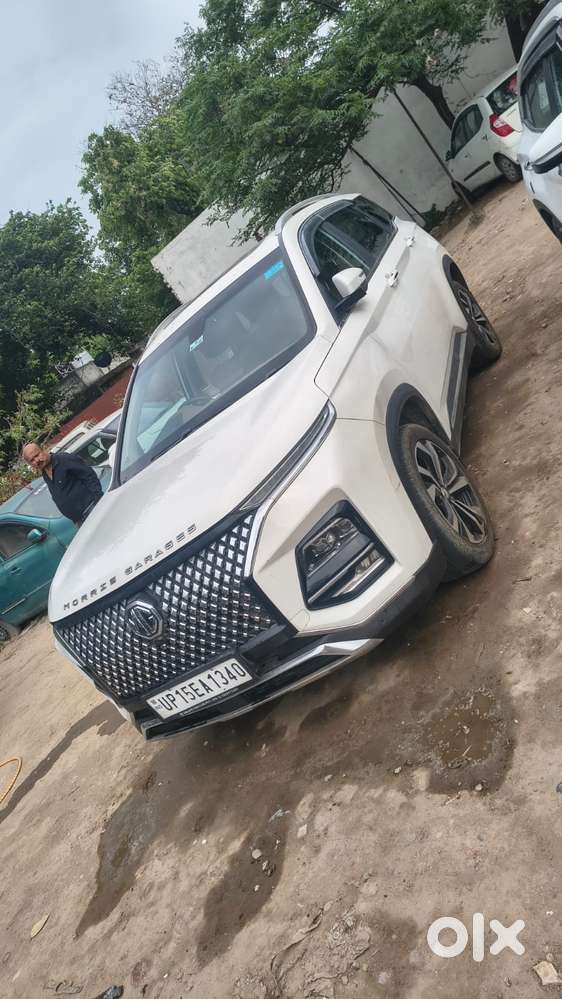 Mg Hector Plus Sharp Pro Blackstorm 1.5 Turbo Petrol Cvt 7 Str, 2023..