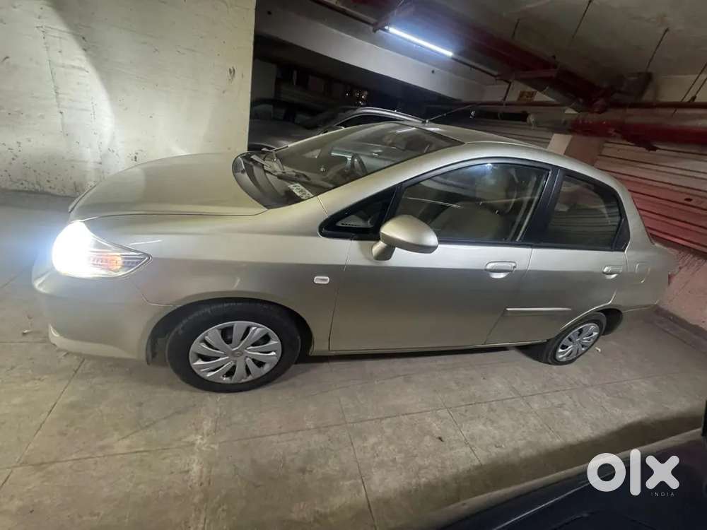 Honda City Zx 2006 Petrol Well Maintained