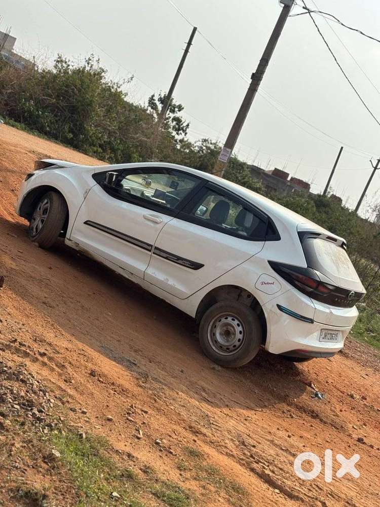 Tata Altroz 1.2 Xm Plus, 2024, Petrol