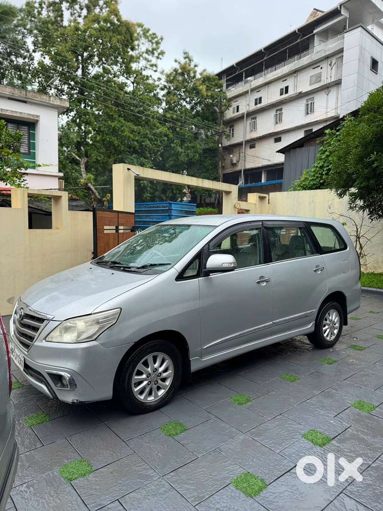 Toyota Innova 2013 Diesel Well Maintained