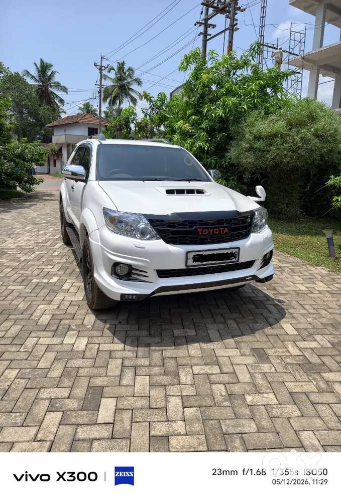 Toyota Fortuner 2011 Diesel Well Maintained