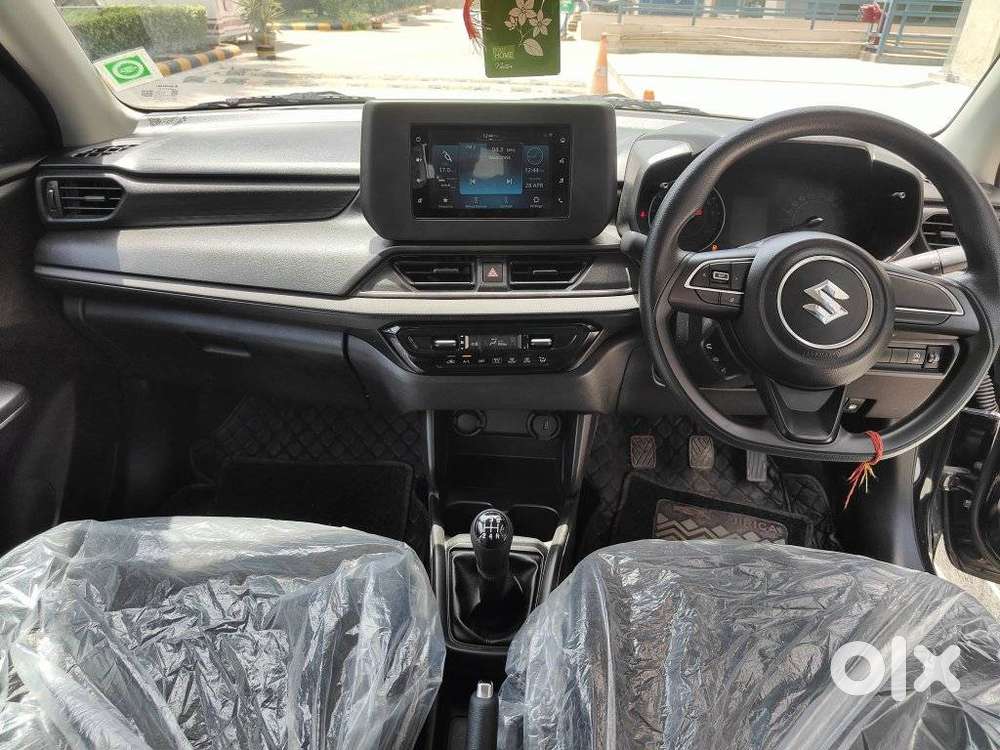 Maruti Suzuki Swift 1.2 Vxi (o), 2025, Petrol