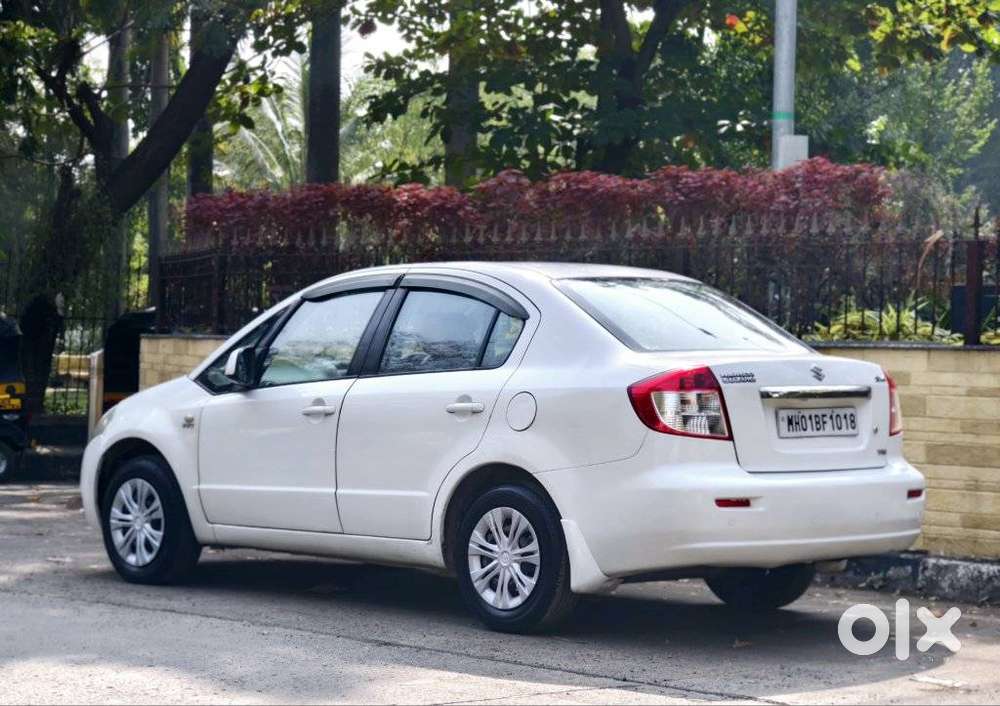 Maruti Suzuki Sx4 Vxi Bsiv, 2012, Petrol