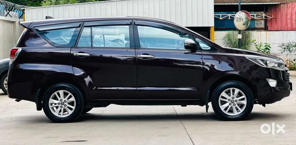 Toyota Innova Crysta [2020-ongoing] 2.4 Gx 8 Str, 2018, Diesel