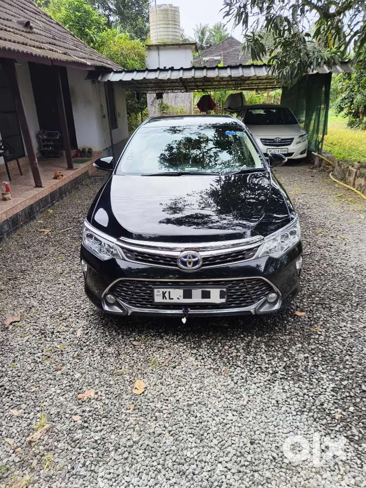 Toyota Camry Hybrid 2016 In Immaculate Condition