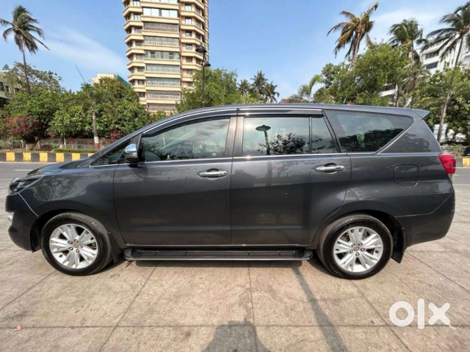 Toyota Innova Crysta 2.8 Zx At 7 Seater, 2019, Diesel