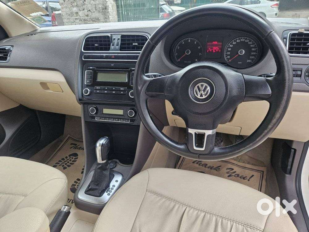 Volkswagen Vento Ipl Ii Petrol Highline At, 2011, Petrol