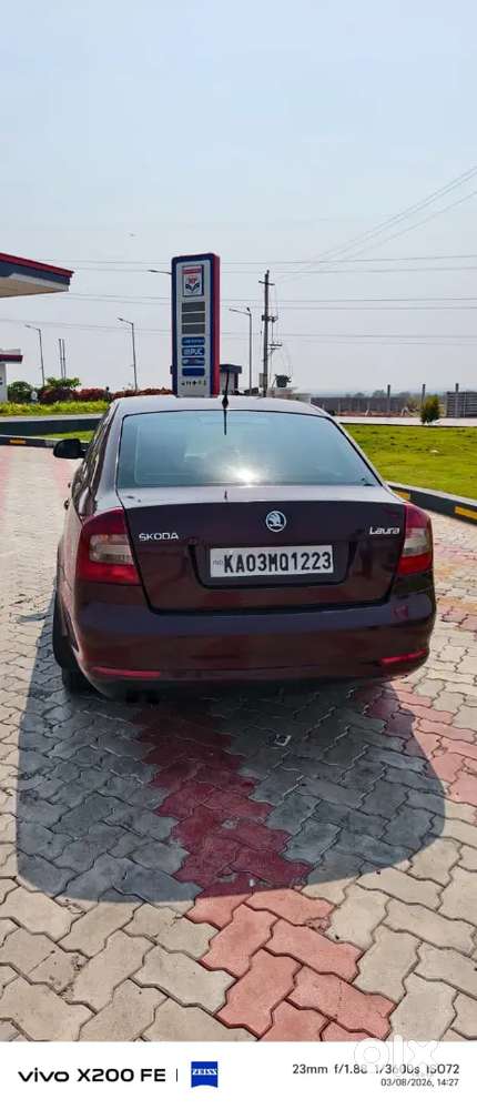 Skoda Laura 2012 Diesel 108000 Km Driven