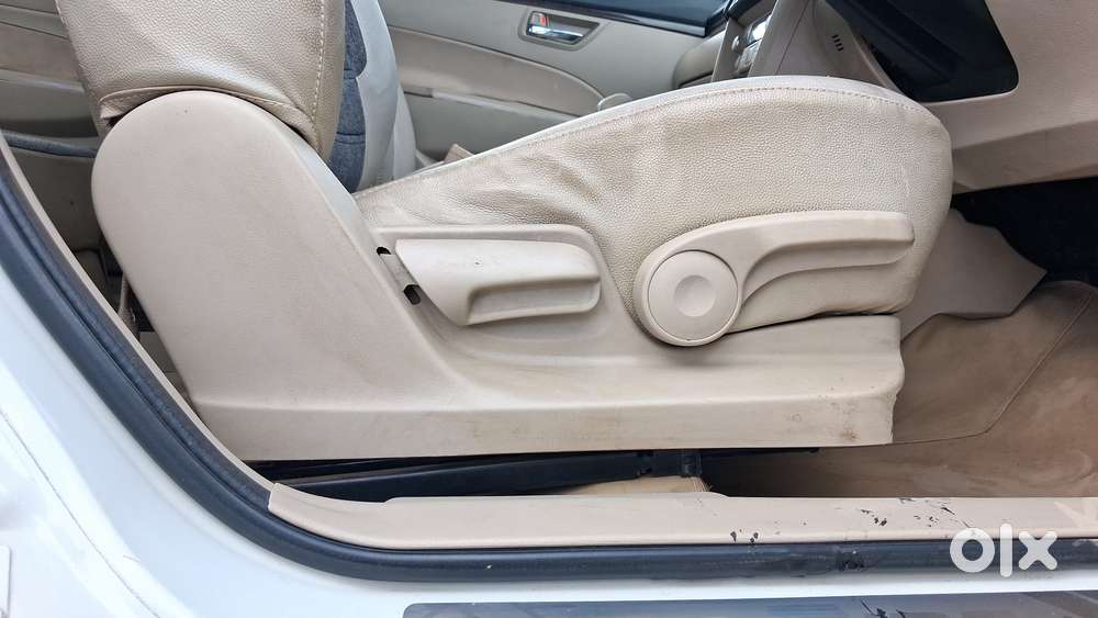 Maruti Suzuki Swift Dzire Amt Zdi, 2016, Diesel