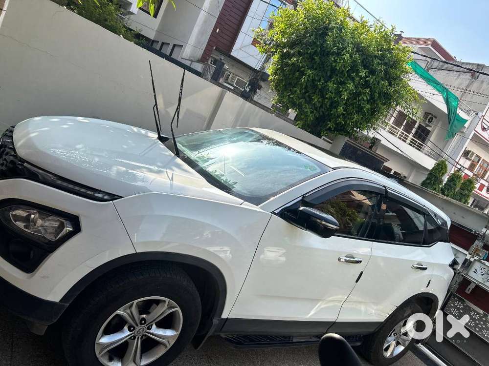 Tata Harrier Xt+ Manual 2023 (white) – Single Owner