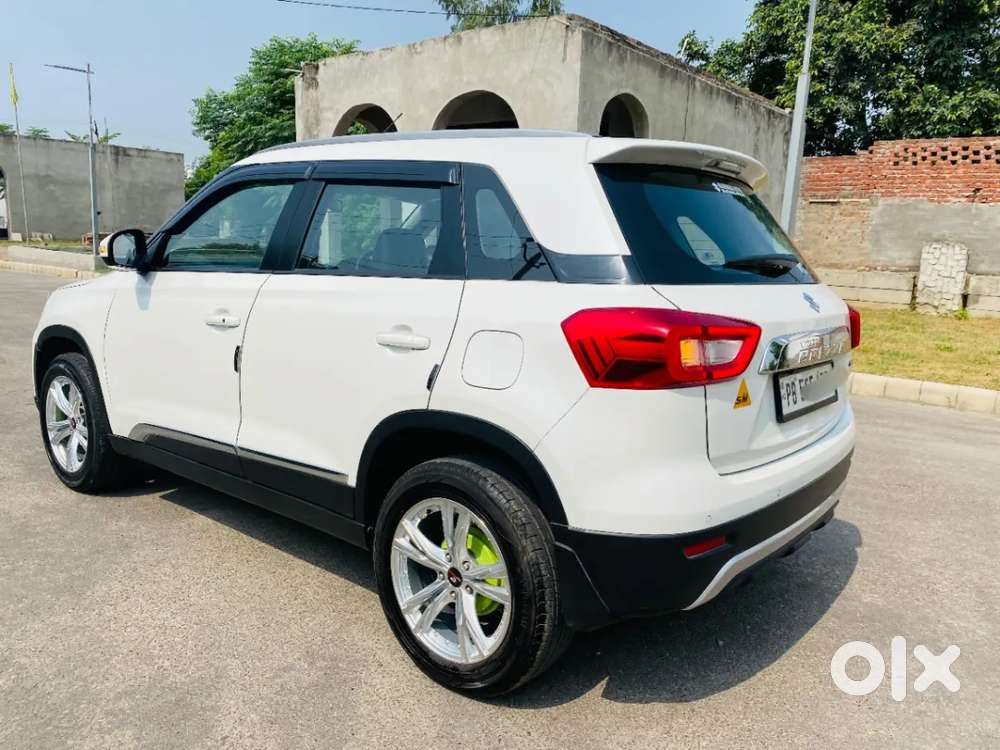 Maruti Suzuki Vitara Brezza 1.5 Zxi At, 2022, Petrol