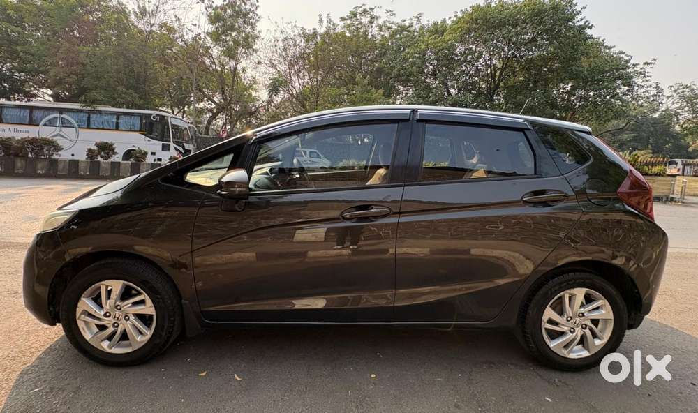 Honda Jazz V Cvt, 2017, Petrol