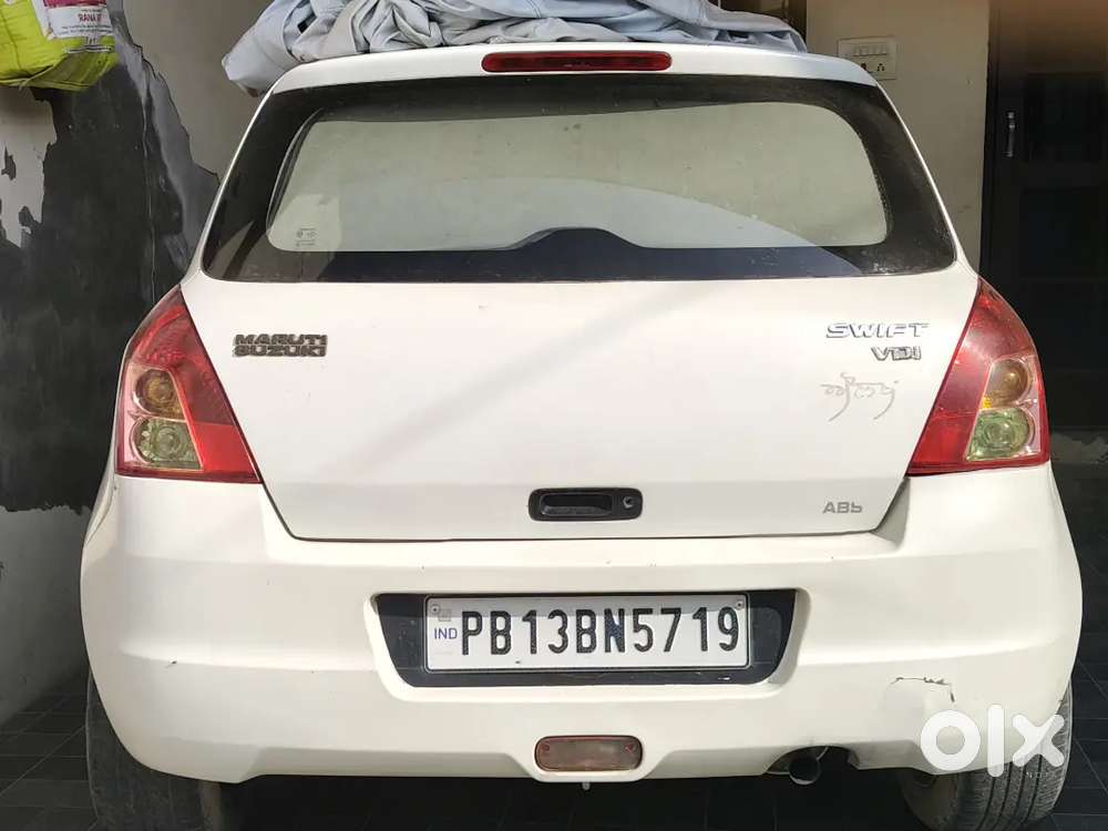 Maruti Suzuki Swift 2011