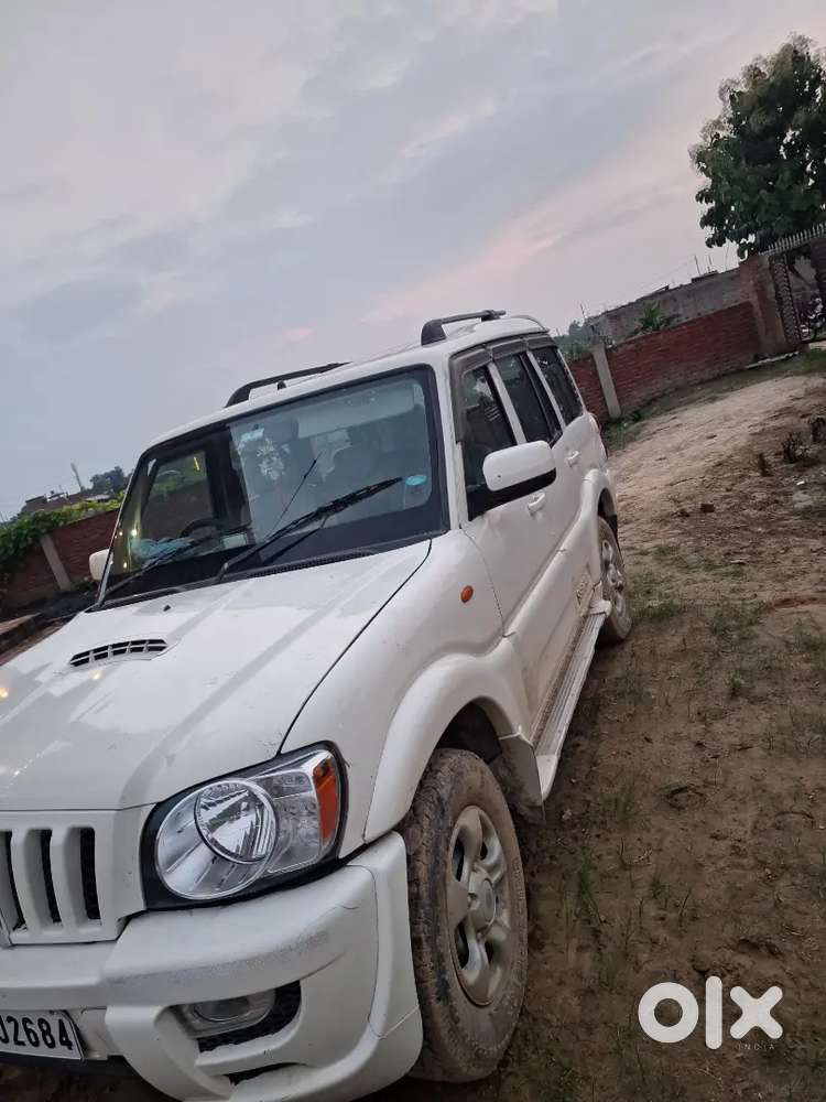 Mahindra Scorpio Classic 2012 Diesel Manual