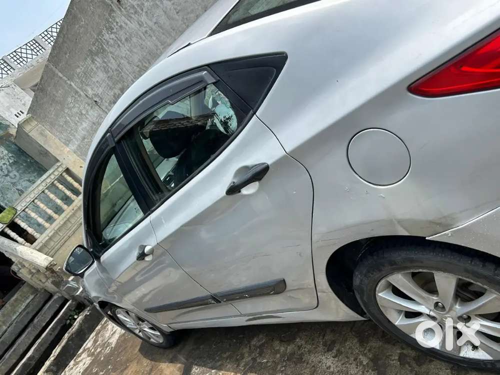 Hyundai Verna 2012 Cng & Hybrids 125000 Km Driven