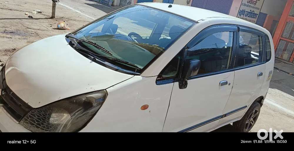 Maruti Suzuki Estilo 2010