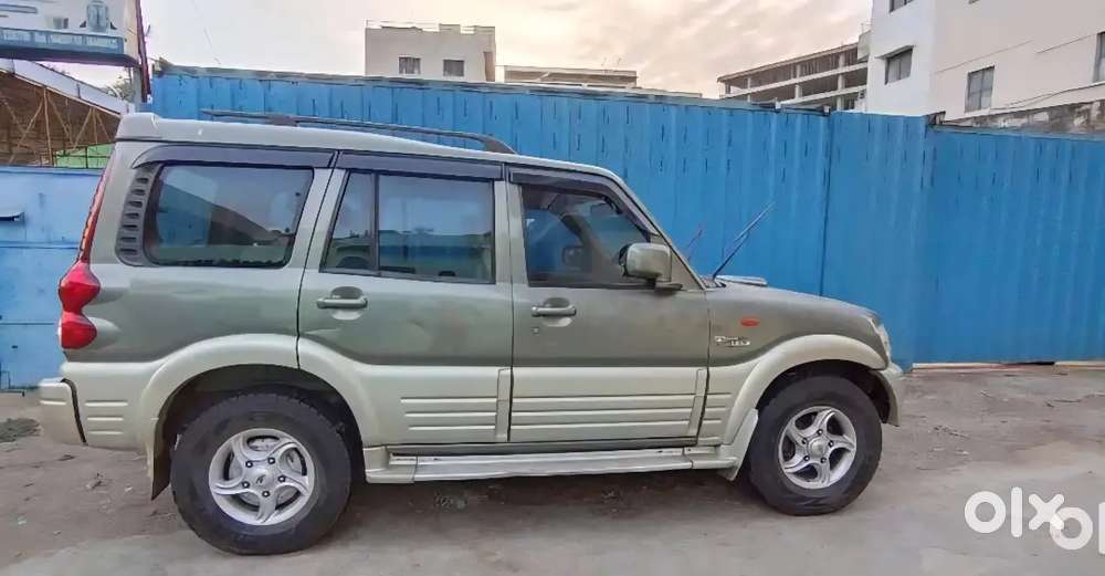 Scorpio Vlx  1.44 Lakh Km  Zero Modifications  Stock:cruise Control