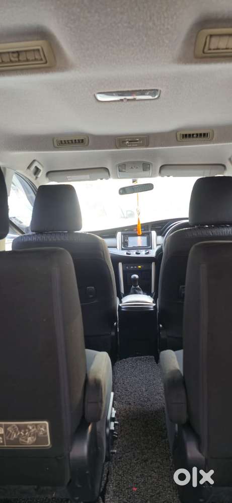 Toyota Innova Crysta 2.4 Gx Mt 8s, 2016, Diesel