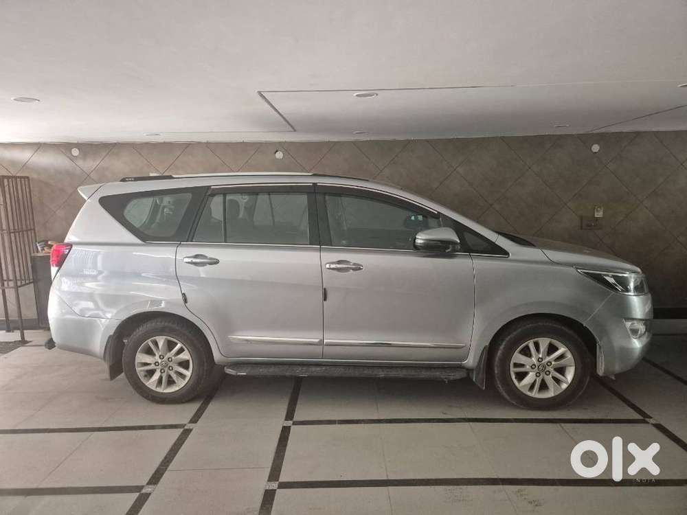 Toyota Innova Crysta 2019