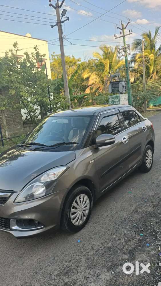 Maruti Suzuki Swift Dzire 2015 Diesel 123000 Km Driven