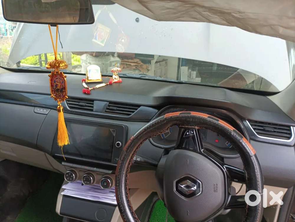 Renault Triber 4 Year's Old Only In One Of The Best Condition