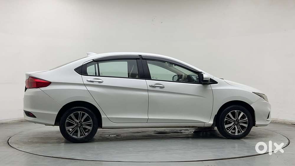 Honda City 1.5 V 4th Gen I-vtec Mt, 2022, Petrol