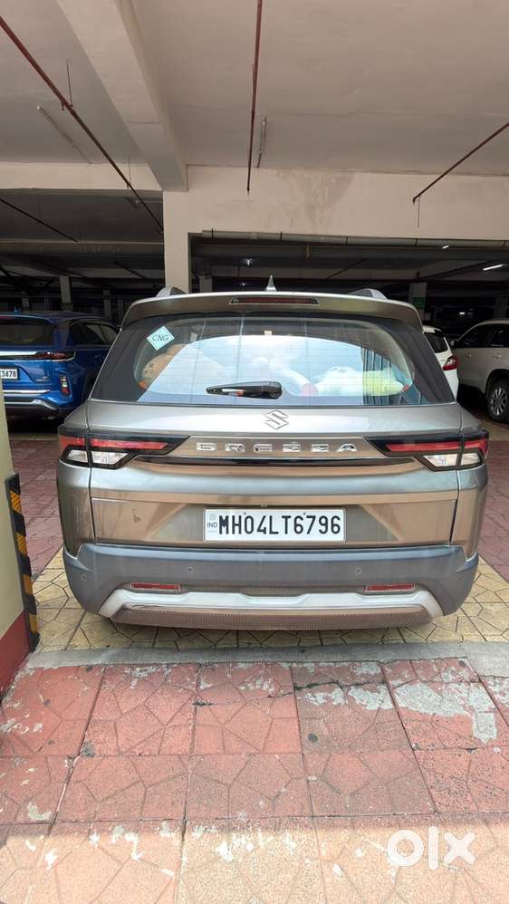 Maruti Brezza Zxi 2024