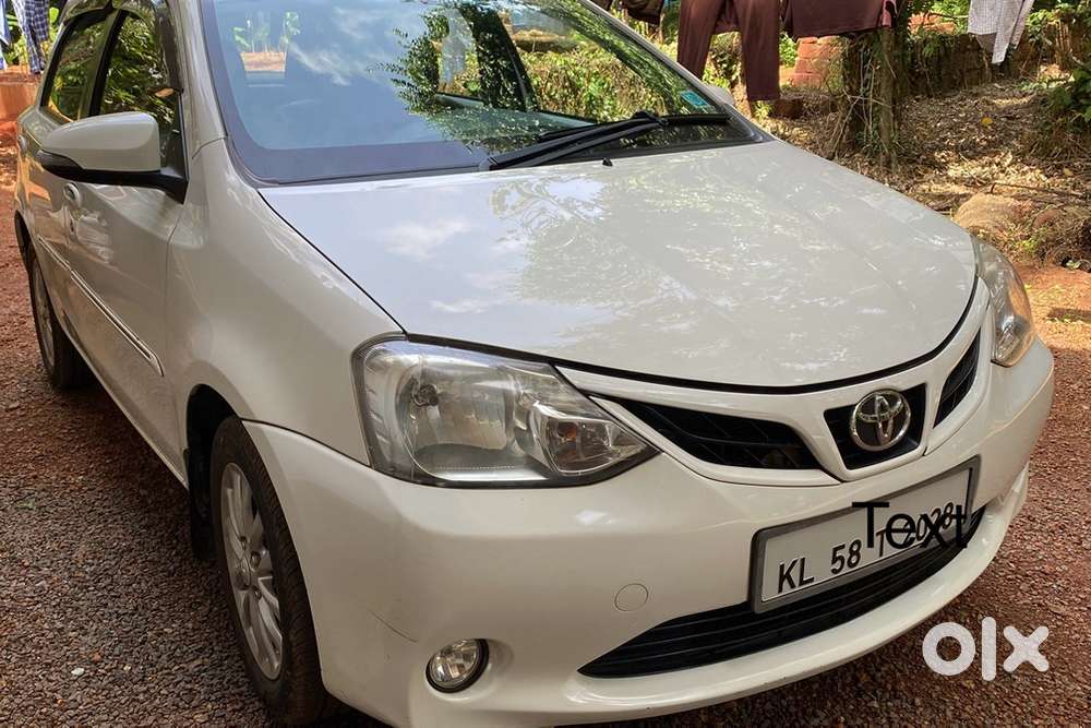 Toyota Etios Liva 2016