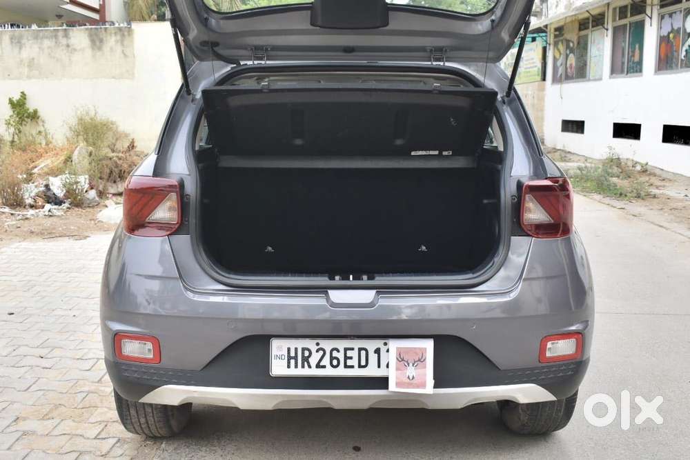 Hyundai Venue 1.0 Sx Turbo Imt Dual Tone Sport, 2019, Petrol