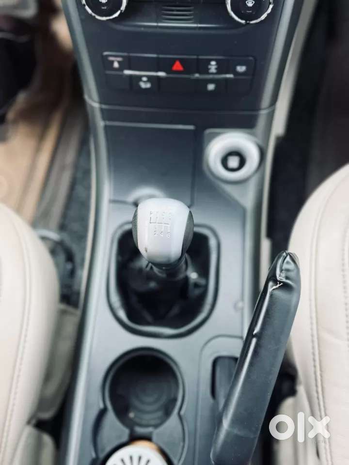 Mahindra Xuv500 At W10 Fwd, 2018, Diesel