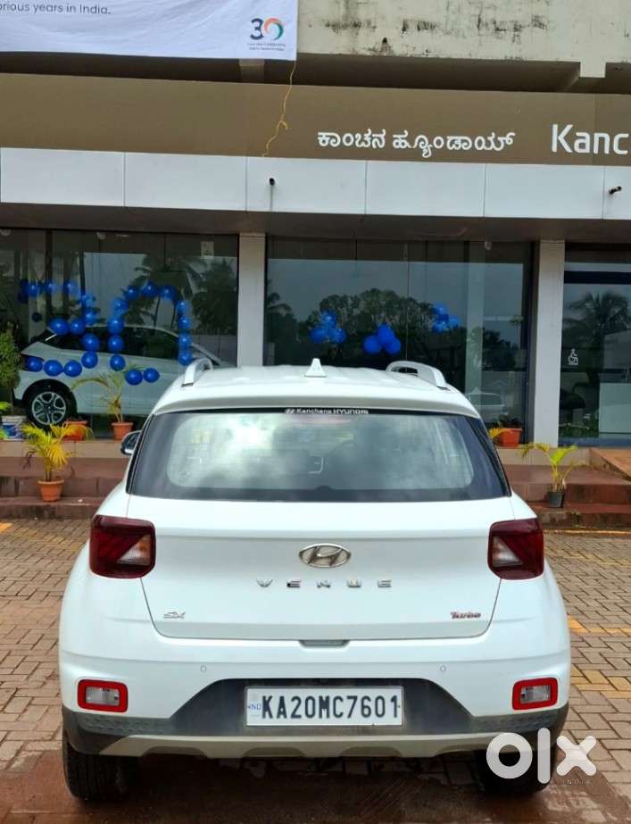 Hyundai Venue Sx Plus Turbo Dct, 2019, Petrol