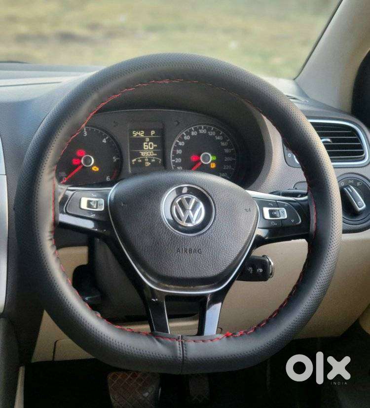 Volkswagen Vento 1.5 Highline Plus At 16 Alloy, 2015, Diesel