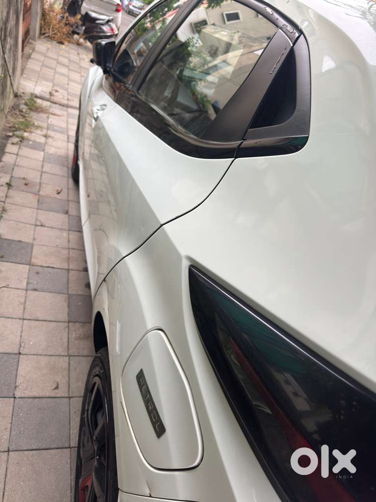 Tata Altroz Petrol 2023