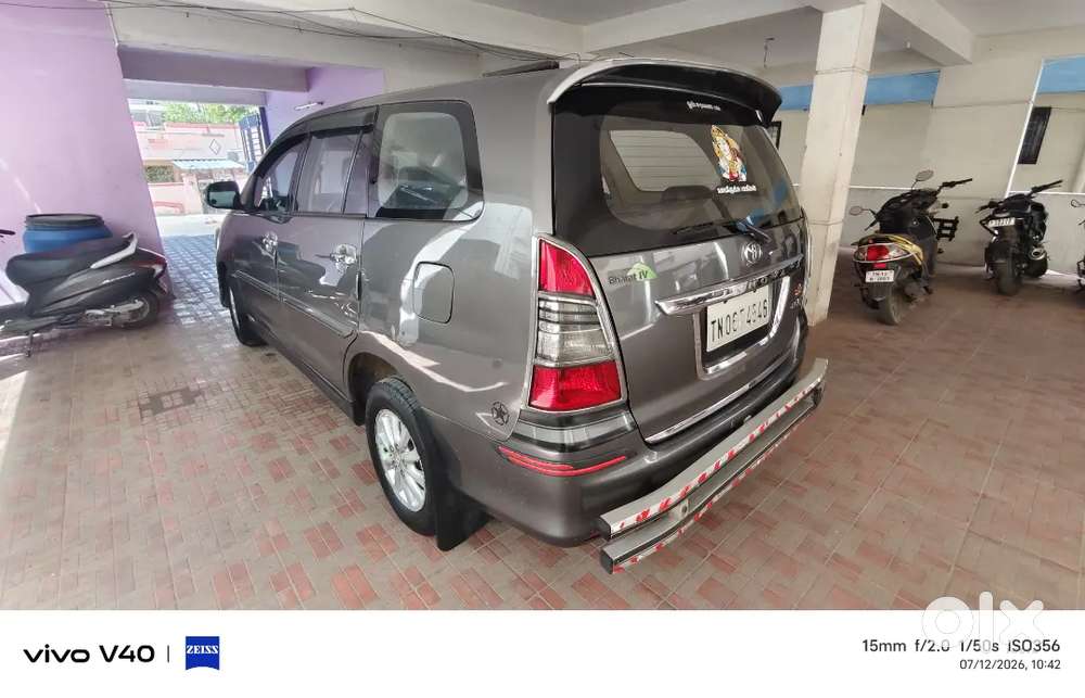 Toyota Innova Vx 2012