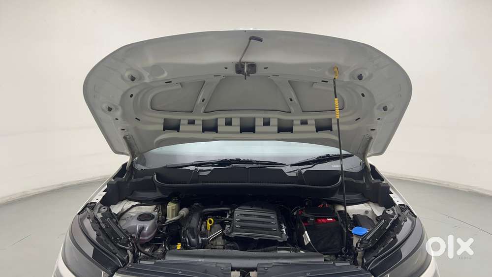 Skoda Kushaq Active 1.0 Tsi Mt, 2022, Petrol