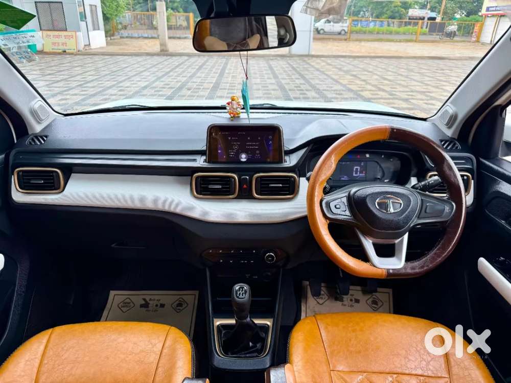 Tata Punch Accomplished Dazzle Sunroof Cng, 2023, Cng & Hybrids