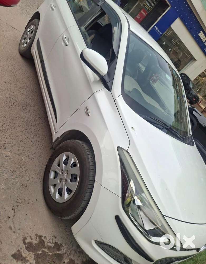 Hyundai I20 2017 Petrol Well Maintained