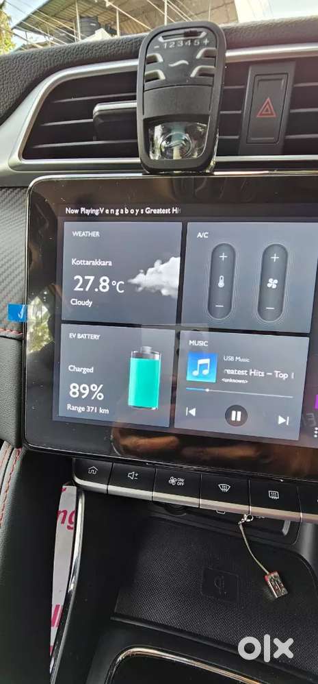 Mg Zs Ev Full Option. Black Color