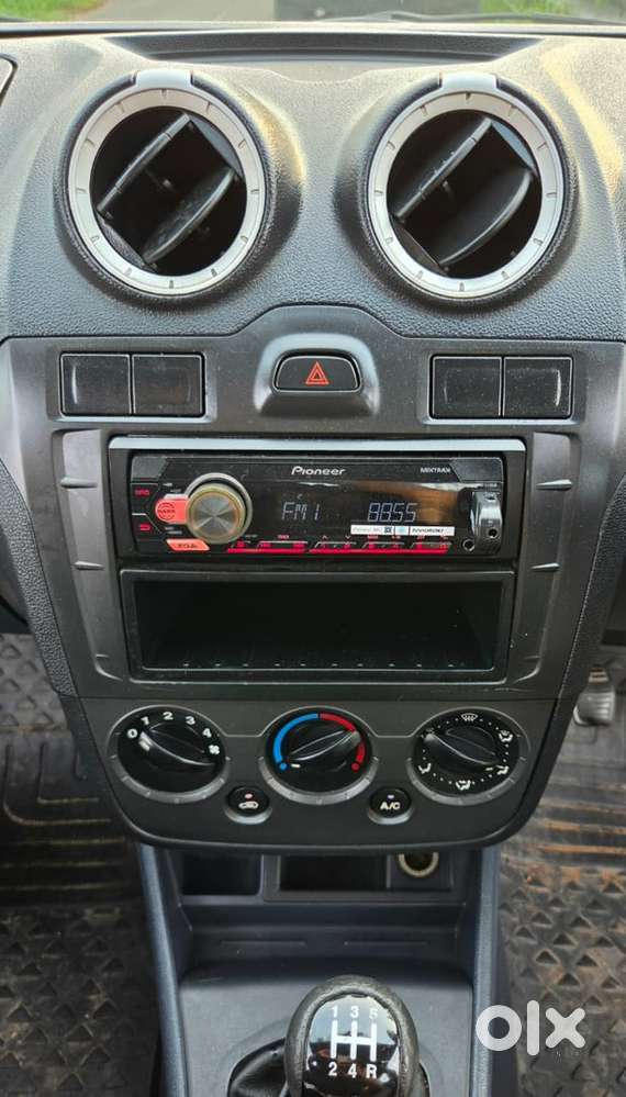 Urgent Sale Ford Fiesta 2011 Diesel