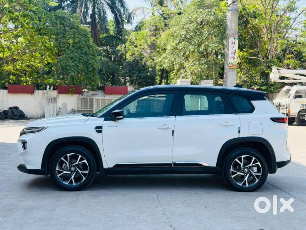 Toyota Urban Cruiser Hyryder 1.5 V Hybrid, 2024, Petrol