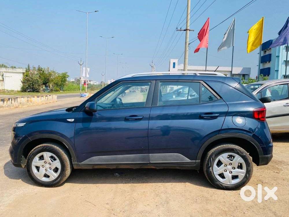 Hyundai Venue S Mt 1.2 Kappa, 2022, Petrol