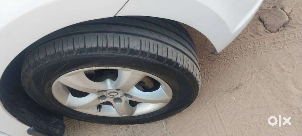 Skoda Rapid 2013-2016 1.5 Tdi Ambition With Alloy Wheel, 2012, Diese..