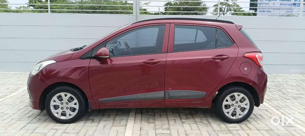 Hyundai Grand I10 Sportz, 2016, Petrol