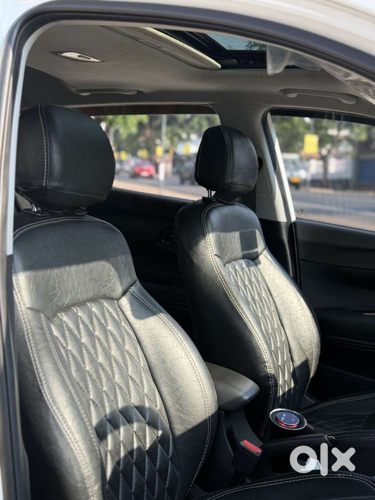 Hyundai I20 Asta (o) 1.2 Mt, 2023, Petrol