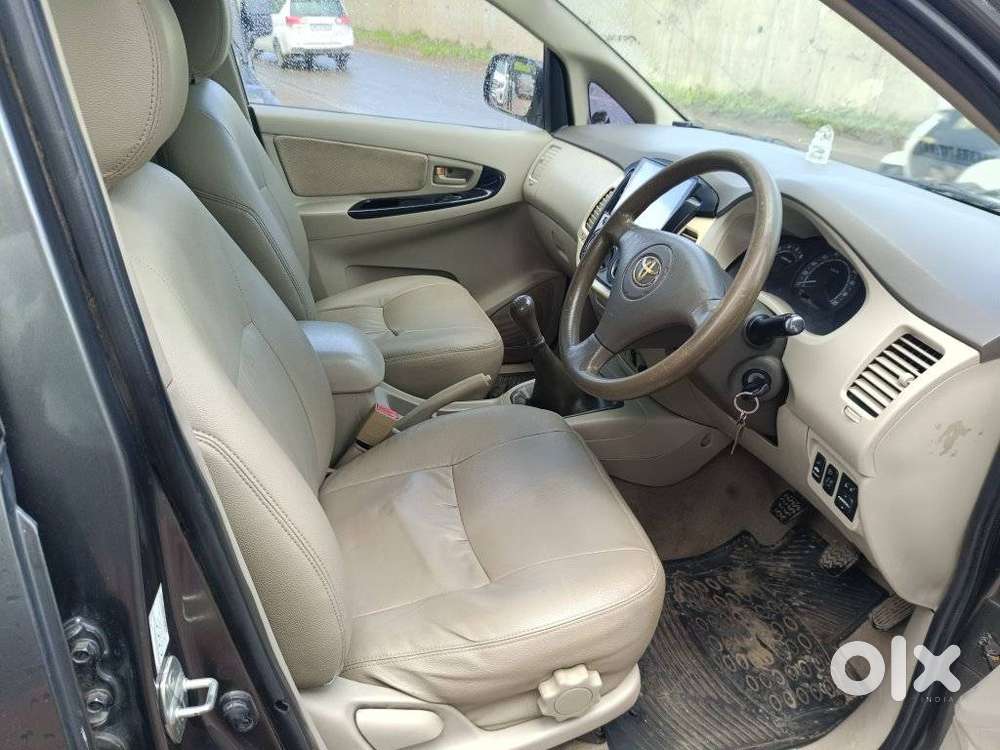Toyota Innova 2.5 Gx (diesel) 7 Seater, 2011, Diesel