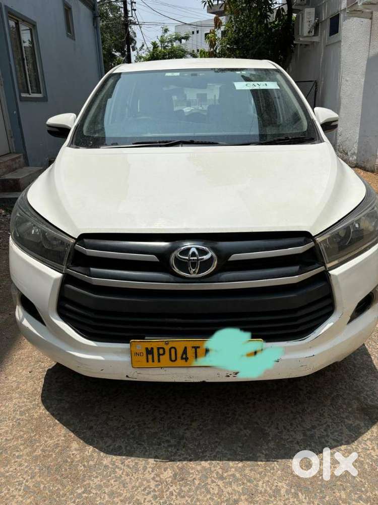 Toyota Innova Crysta 2.4 Vx Mt, 2016, Diesel