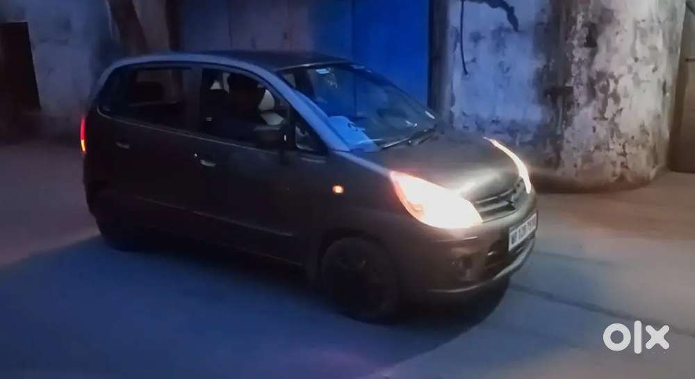 Maruti Suzuki Zen Estilo 2011
