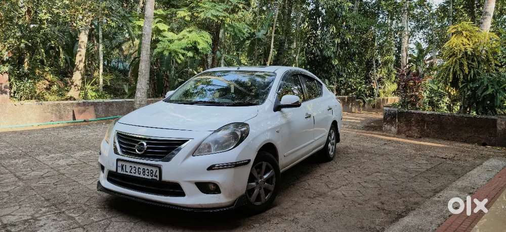 Nissan Sunny 2013