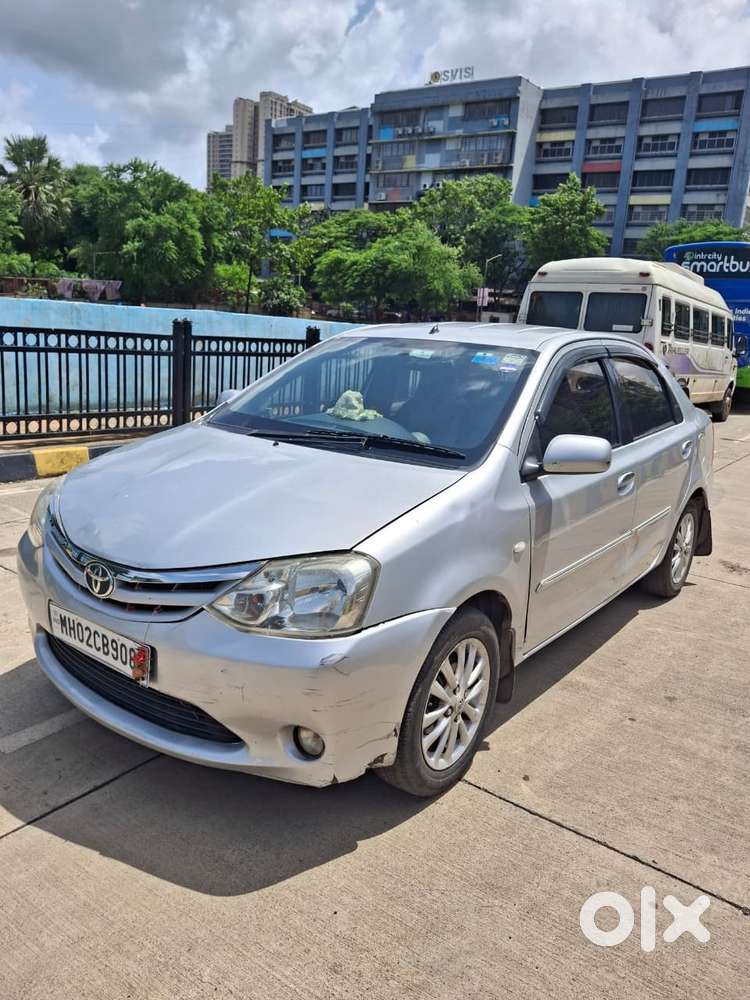 Toyota Etios V, 2011, Petrol